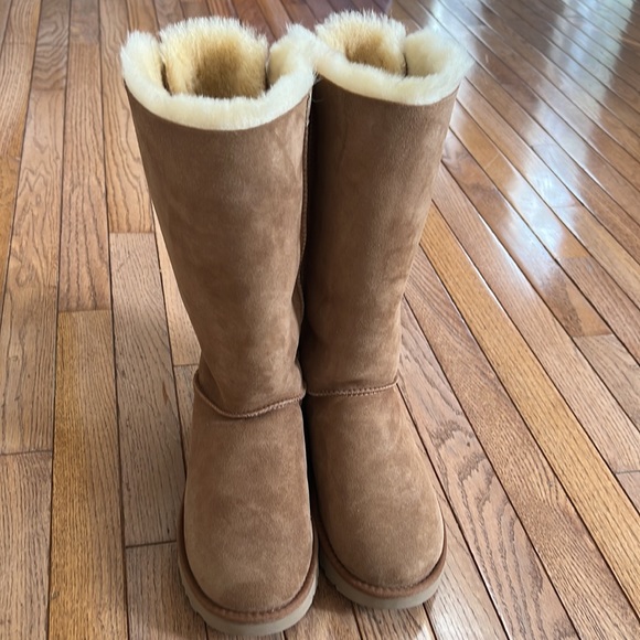 UGG Women's Bailey Bow Tall II Boots - Picture 7 of 15